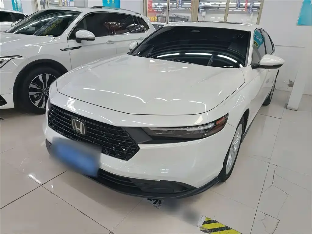 Honda Accord 2024 из CN, фото 2