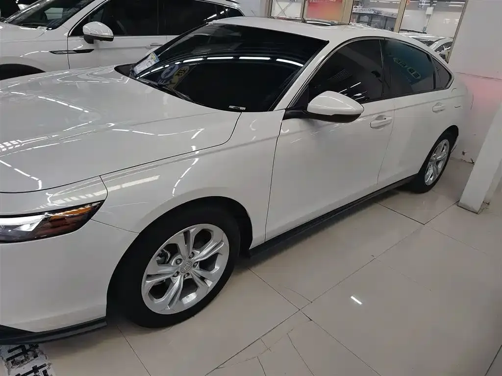 Honda Accord 2024 из CN, фото 9