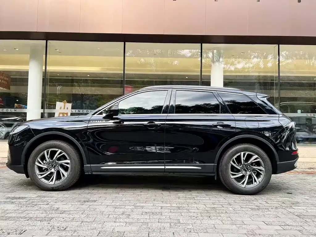 Lincoln Corsair 2025 из CN, фото 5