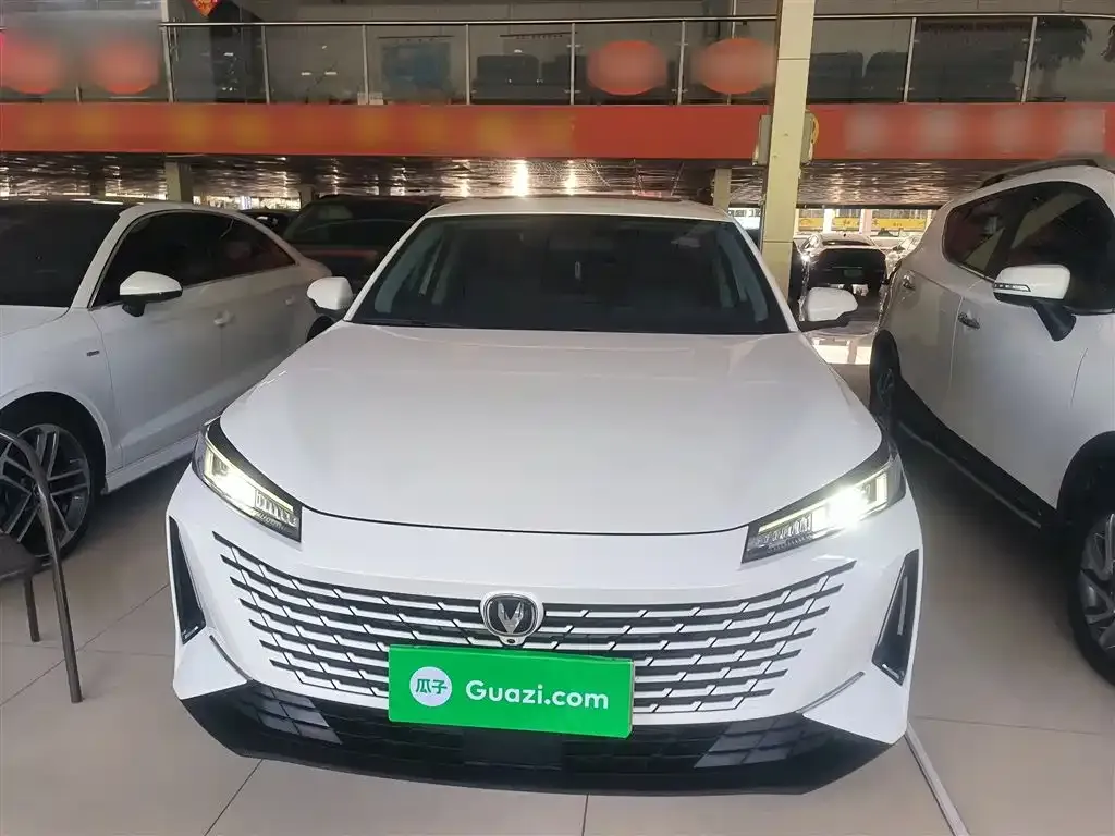 Changan Yida 2023 из CN, фото 3