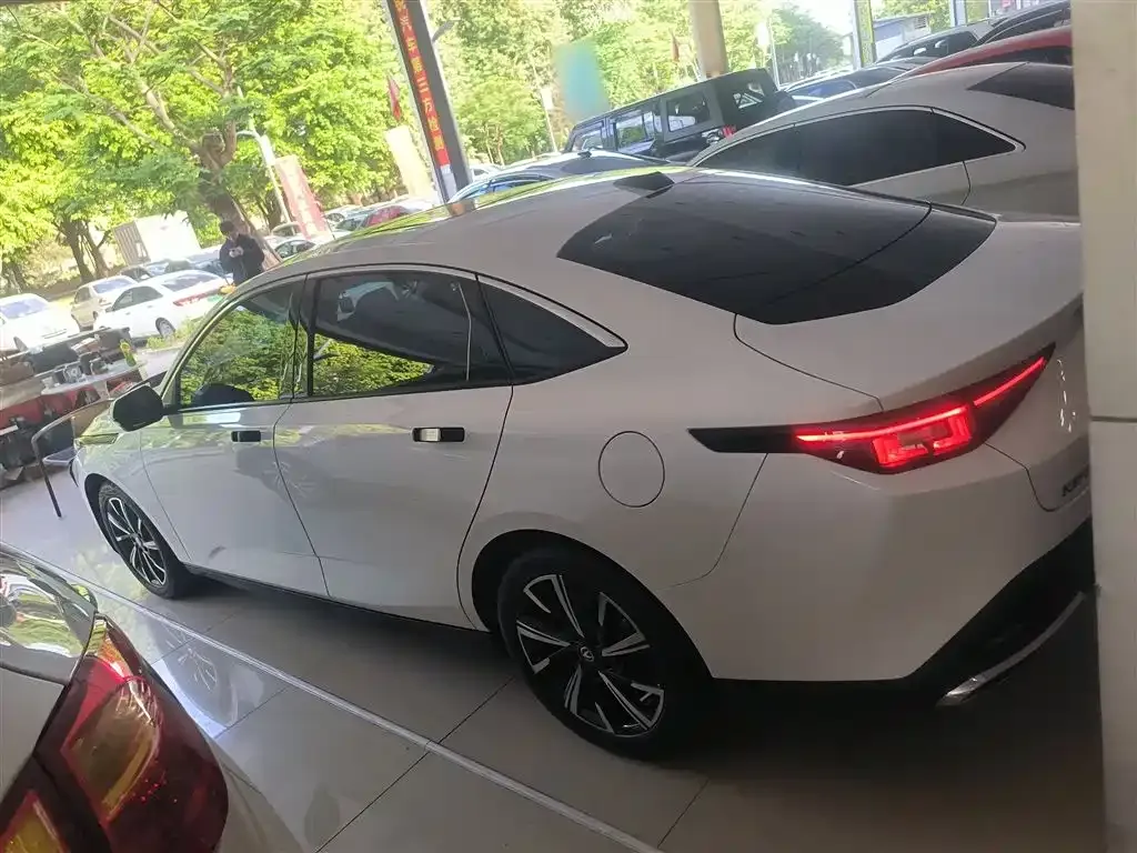 Changan Yida 2023 из CN, фото 5