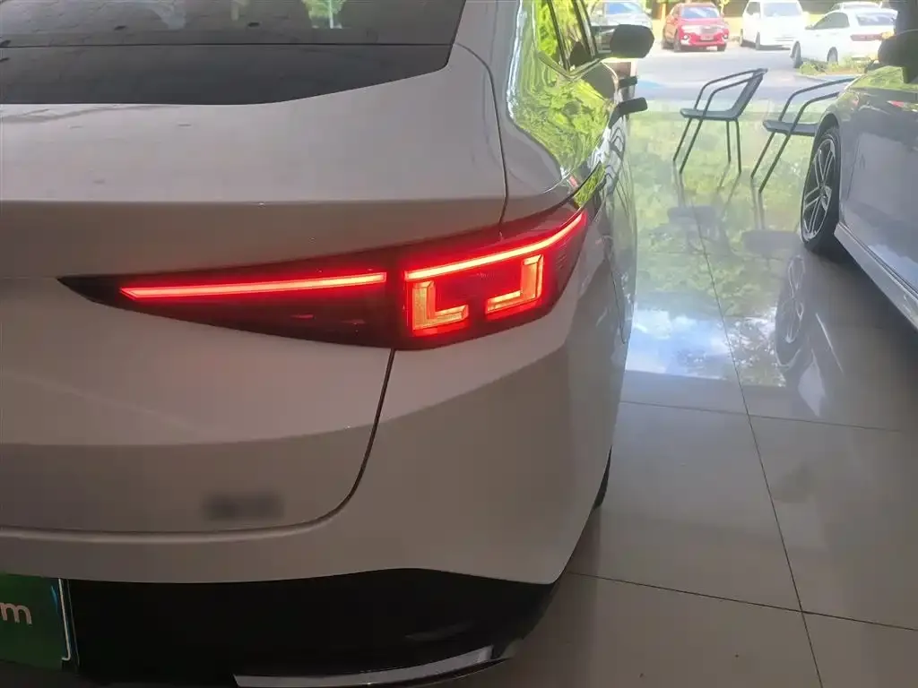 Changan Yida 2023 из CN, фото 8