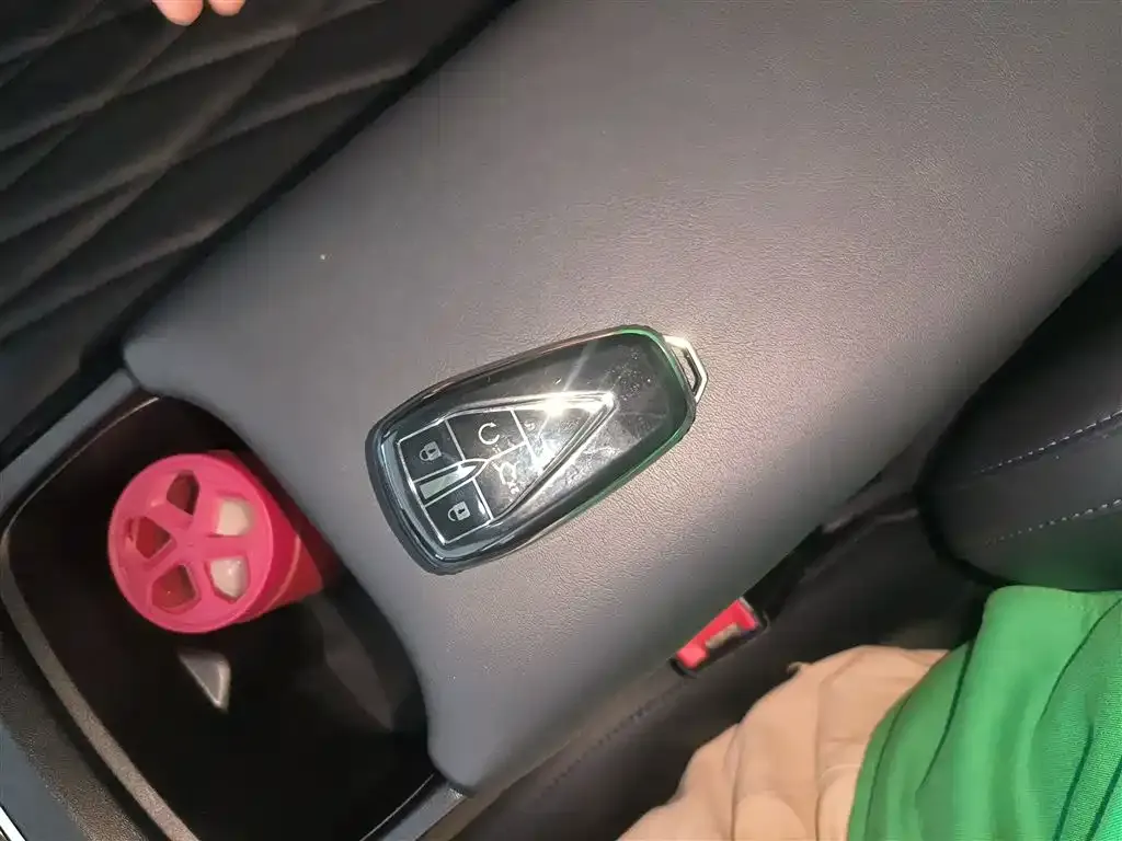 Changan Yida 2023 из CN, фото 9