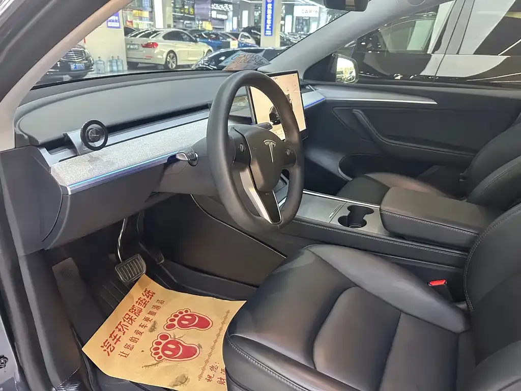 Tesla Model Y 2024 из CN, фото 9