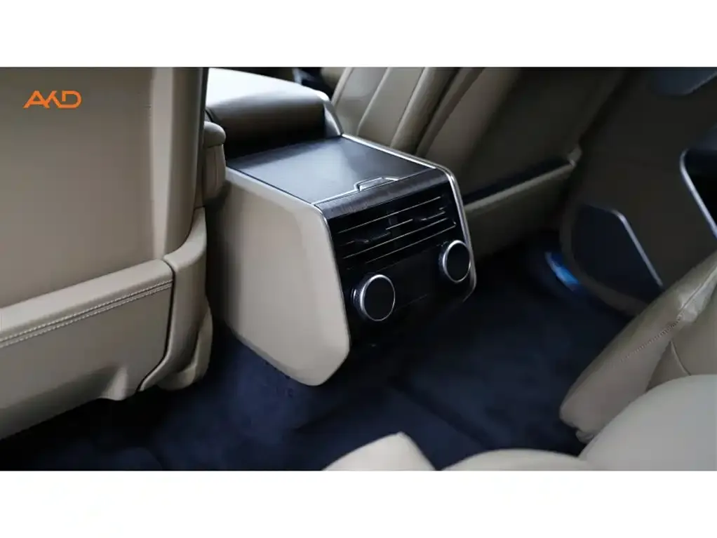 Land Rover PHEV 2024 из CN, фото 9