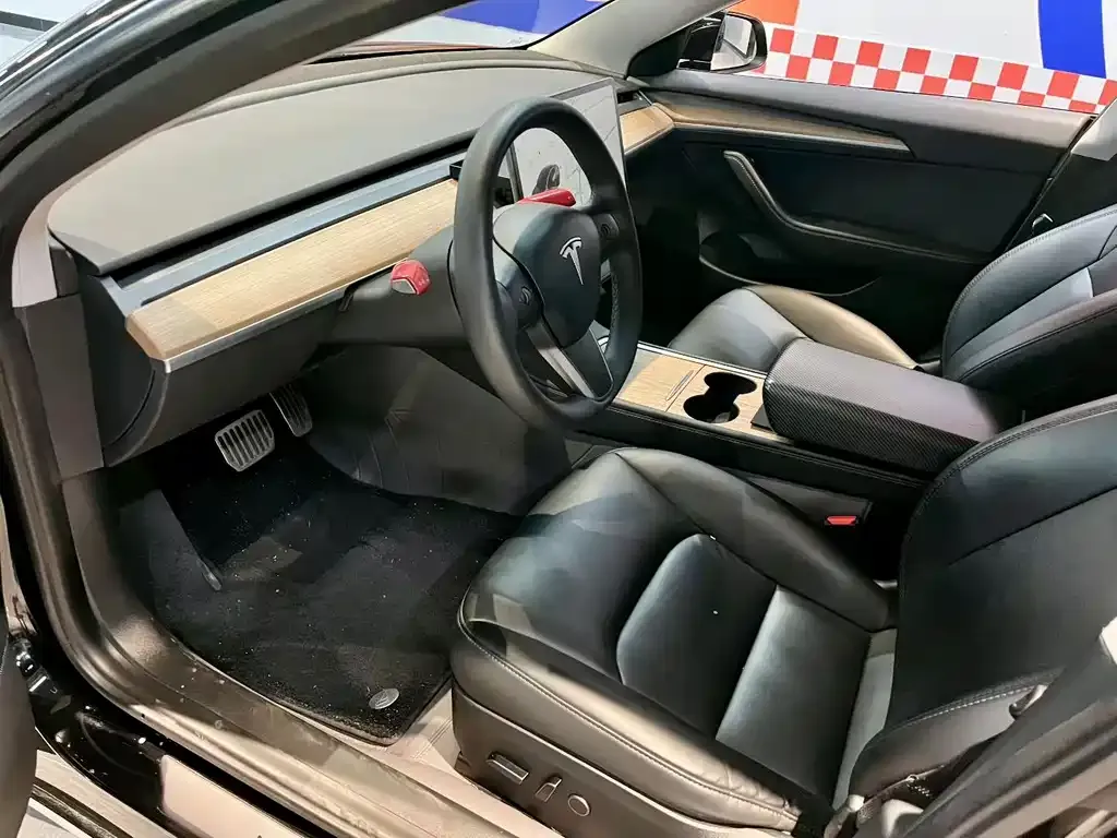 Tesla Model 3 2023 из CN, фото 7