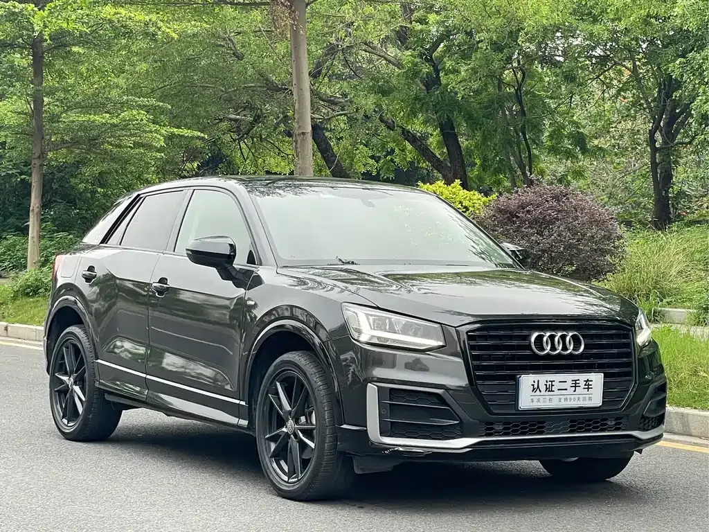 Audi Q2L — фото 3