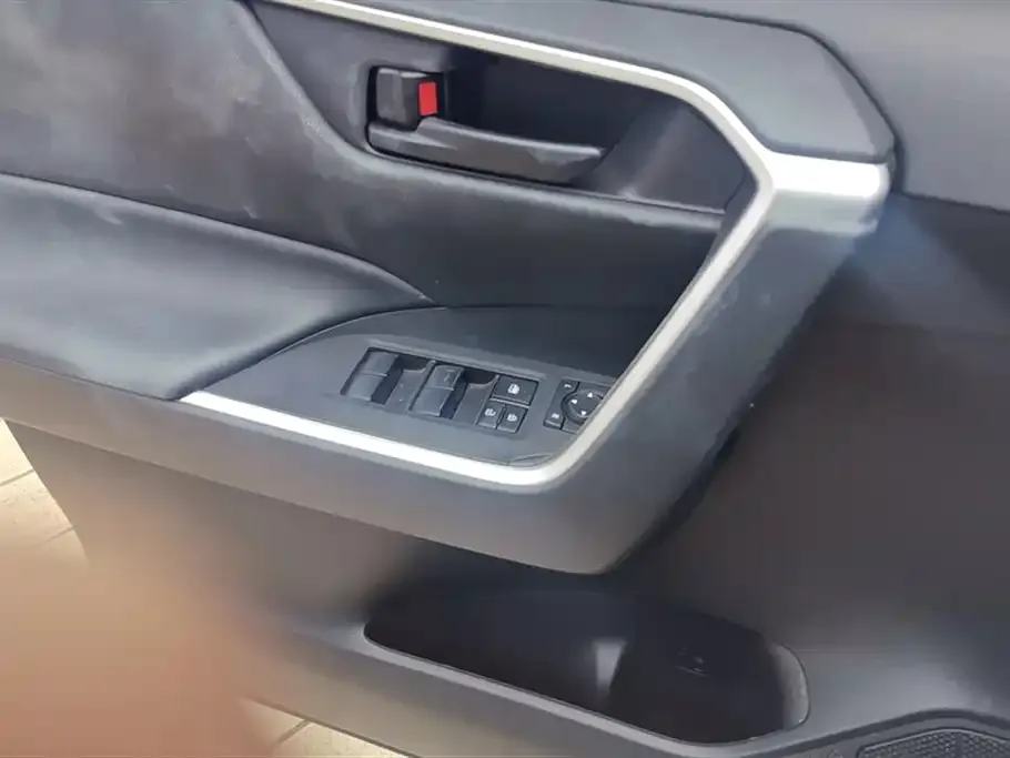 Toyota RAV4 2022 из CN, фото 7
