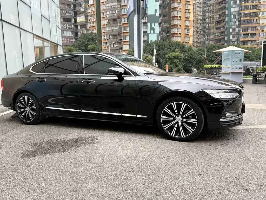 Volvo S90 2023 из CN, фото 9