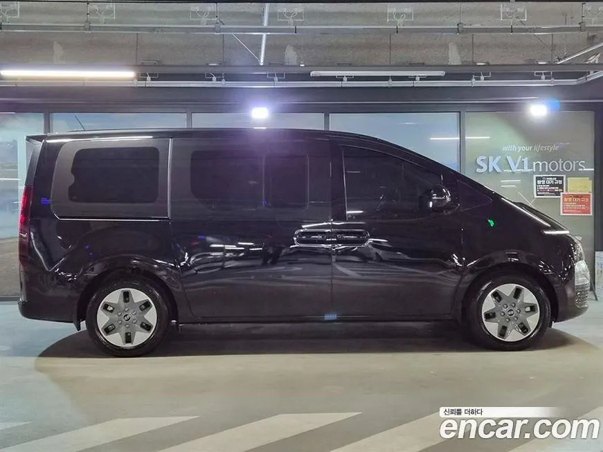 Hyundai Staria — фото 3