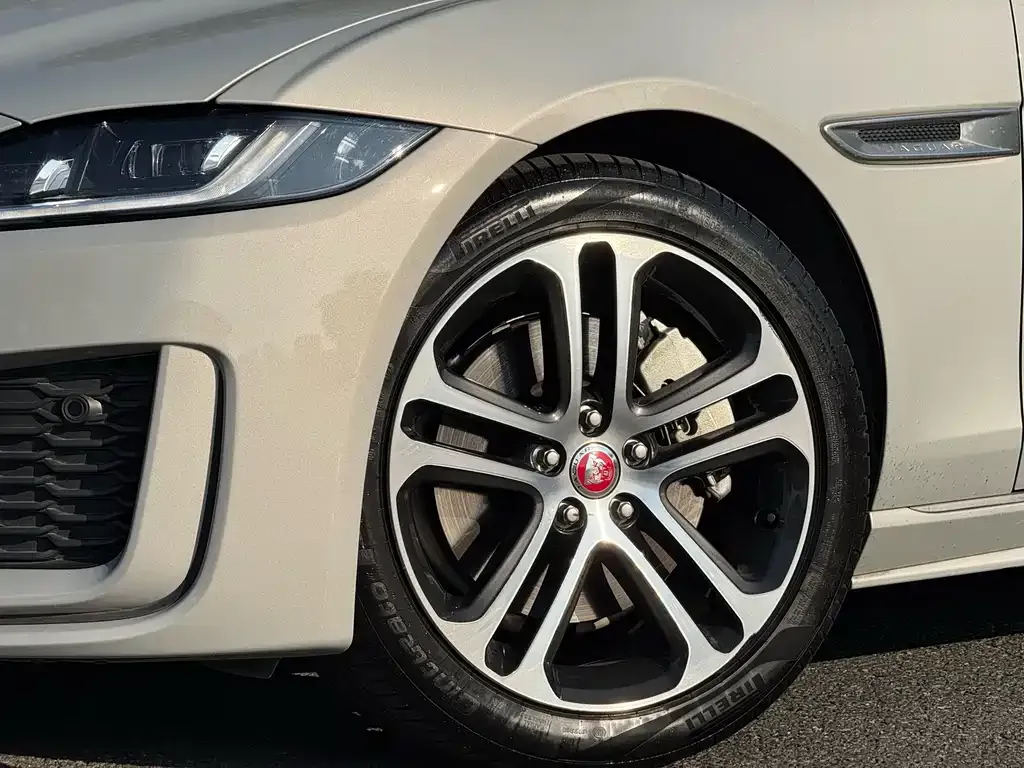 Jaguar XEL 2024 из CN, фото 3
