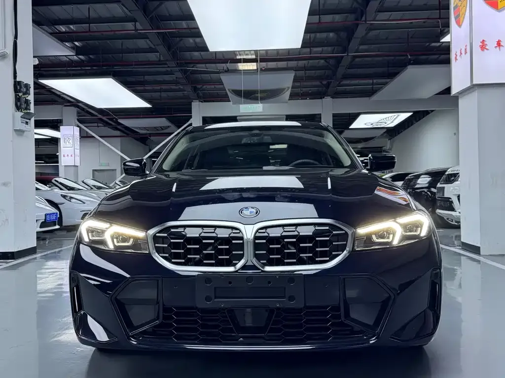 BMW 3 Series 2025 из CN, фото 5
