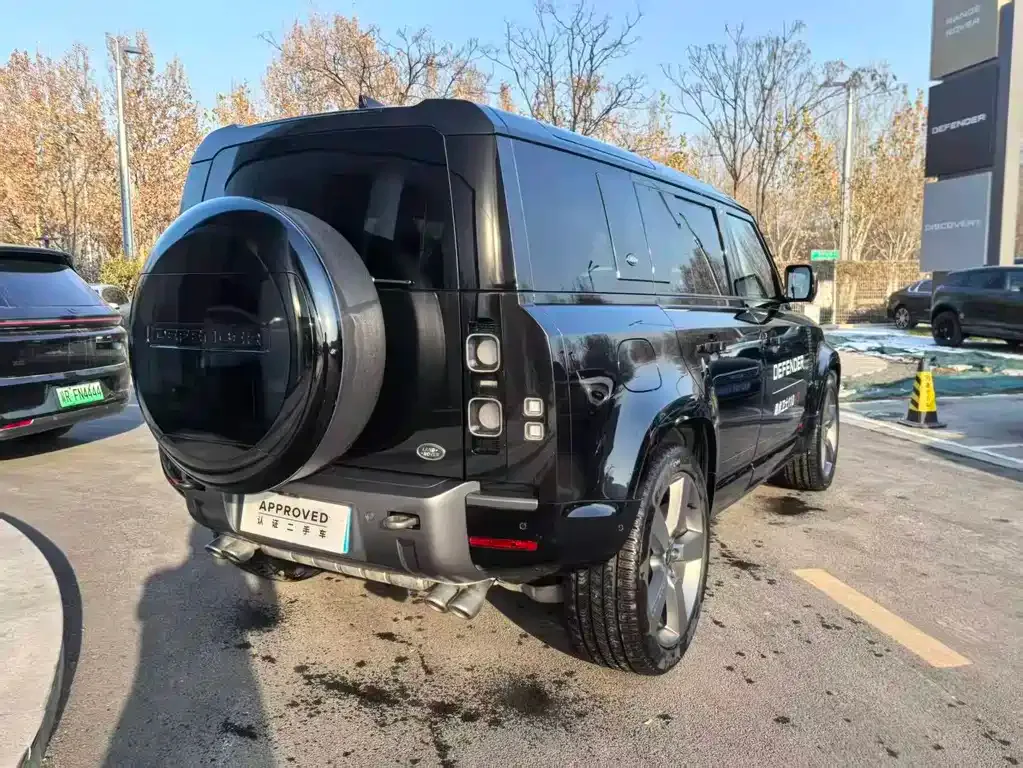 Land Rover Defender — фото 5