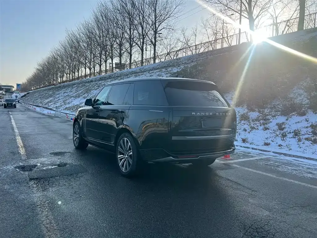 Land Rover Range Rover 2025 из CN, фото 10