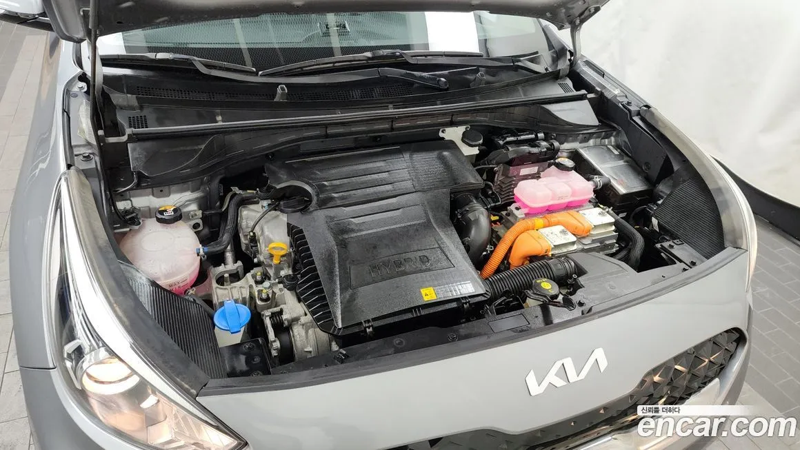 Kia Niro — фото 10