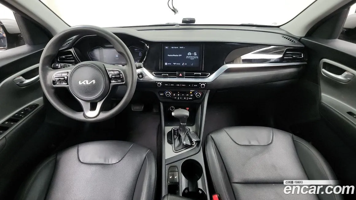 Kia Niro — фото 4