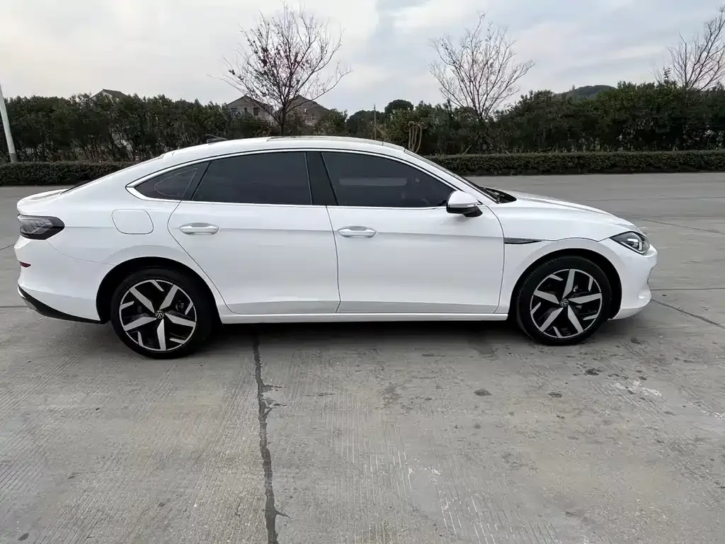 Volkswagen Lamando 2023 из CN, фото 9