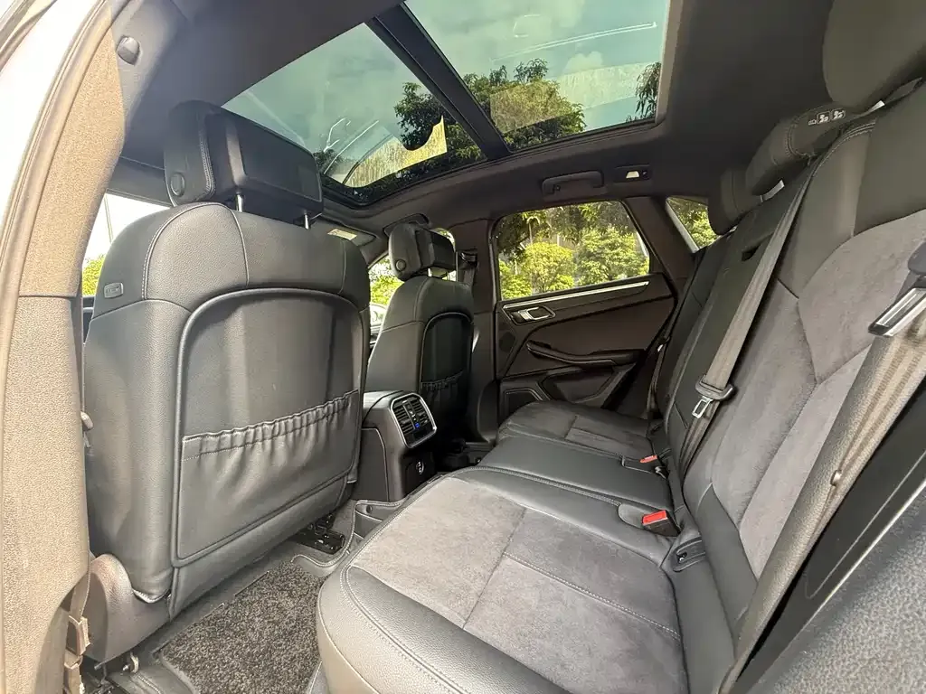 Porsche Macan 2021 из CN, фото 3