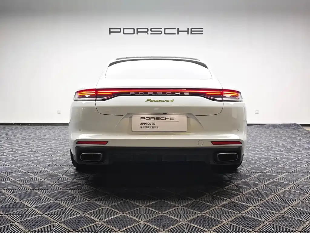 Porsche Panamera Hybrid 2023 из CN, фото 5