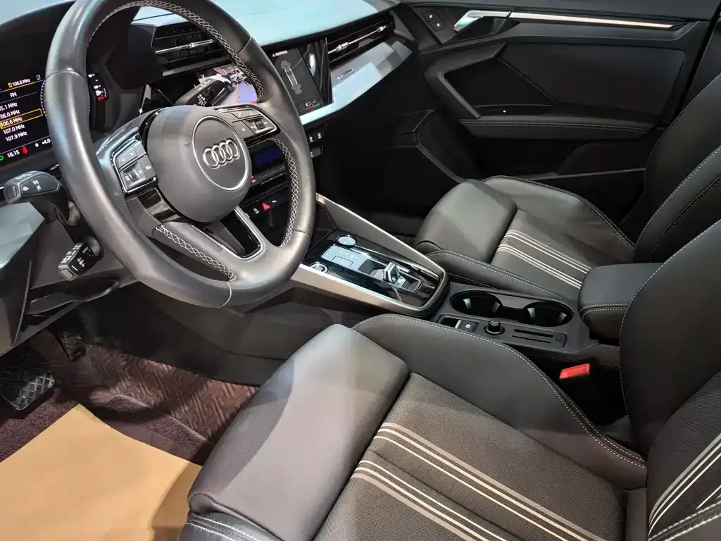 Audi A3 2022 из CN, фото 6
