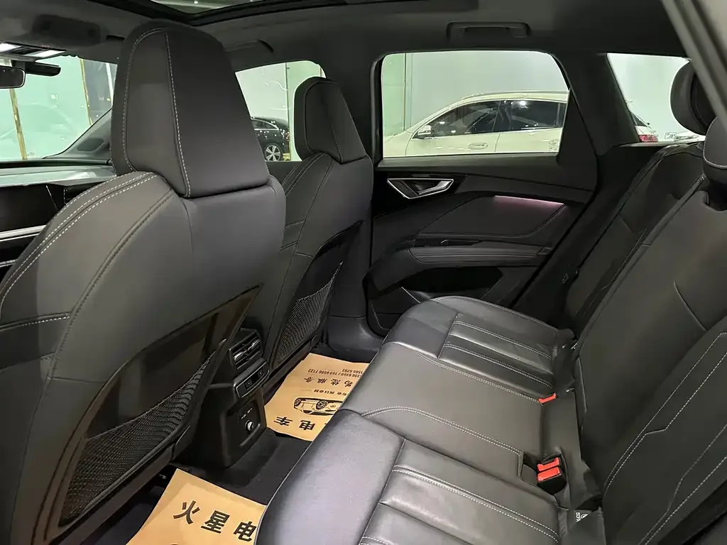 Audi Q4 e-tron 2023 из CN, фото 6