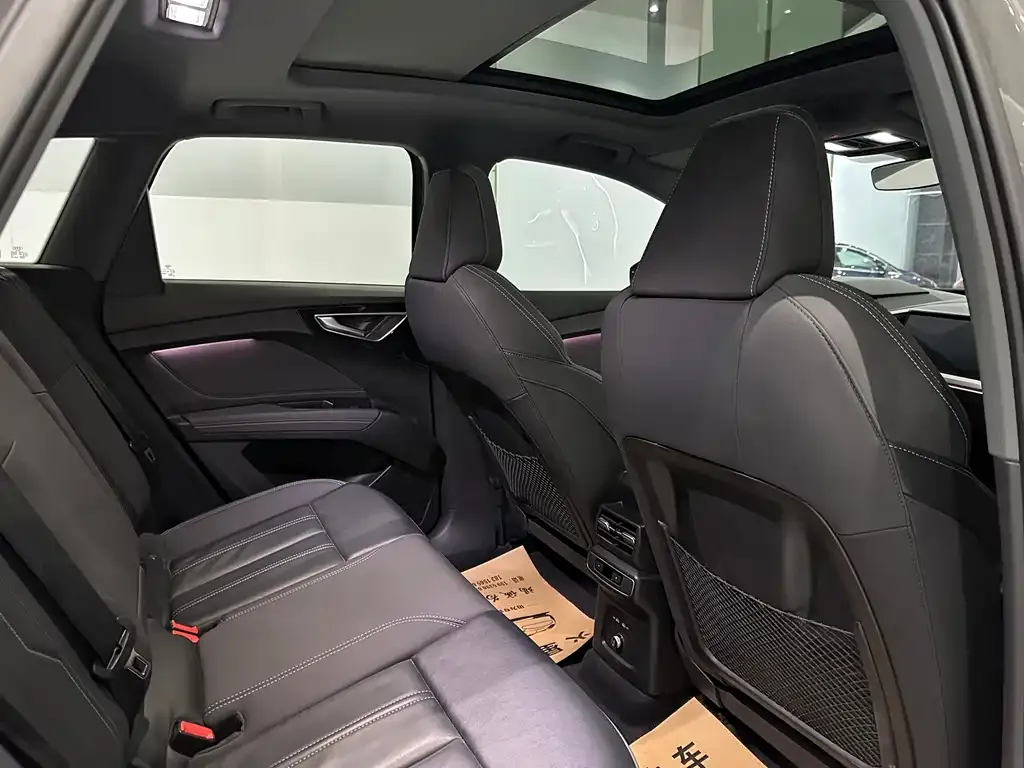 Audi Q4 e-tron 2023 из CN, фото 4