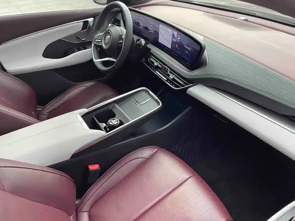 Buick LaCrosse 2024 из CN, фото 3