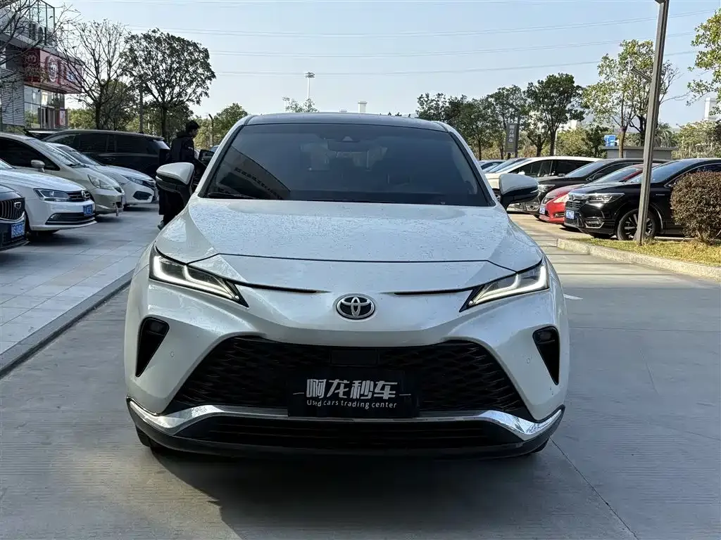 Toyota Venza 2023 из CN, фото 3