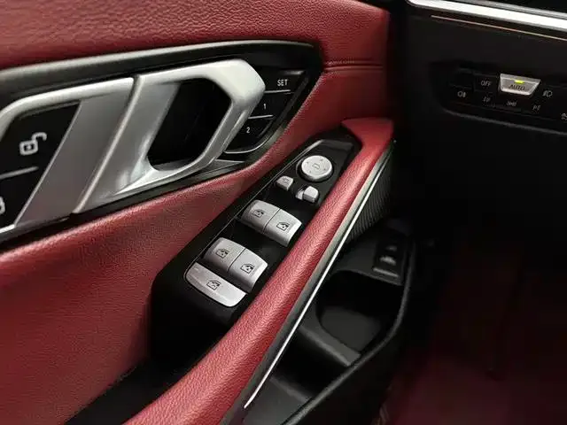BMW 3 Series 2023 из CN, фото 5