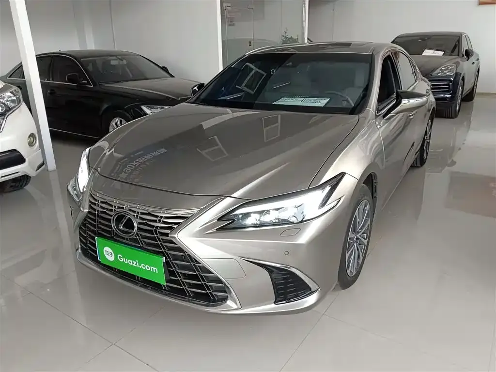 Lexus ES 2025 из CN, фото 1