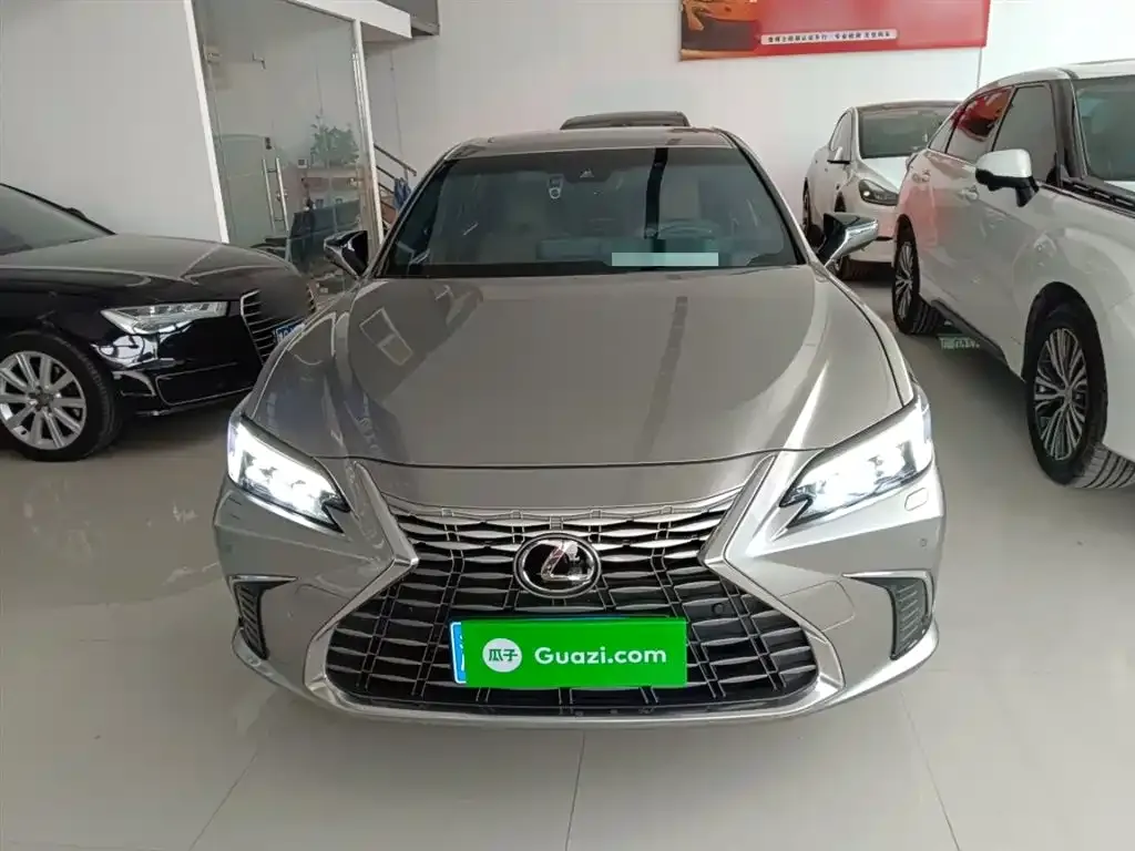 Lexus ES 2025 из CN, фото 6
