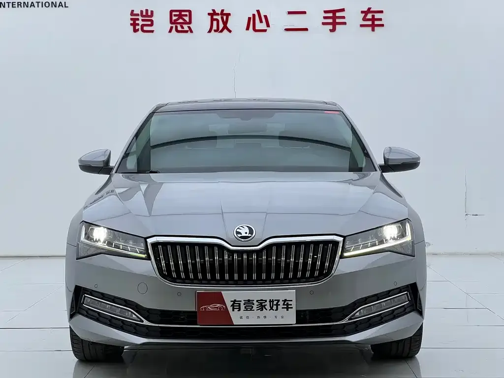 Skoda Superb 2021 из CN, фото 3