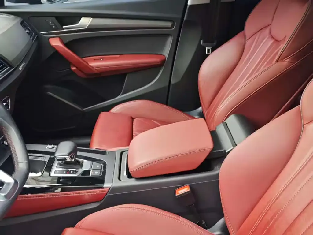Audi Q5L 2023 из CN, фото 2