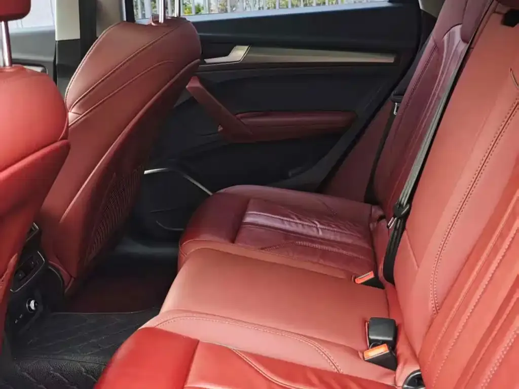 Audi Q5L 2023 из CN, фото 3
