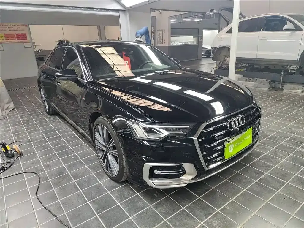 Audi A6L 2024 из CN, фото 6