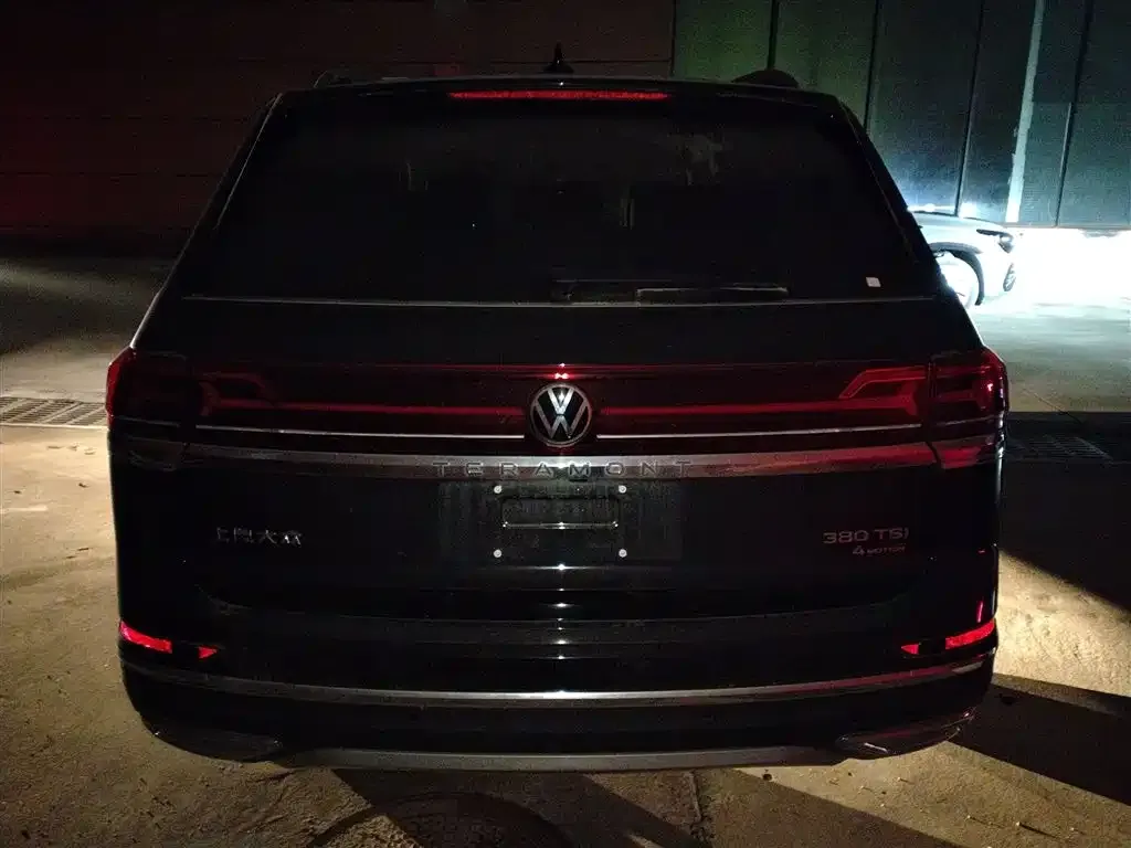 Volkswagen Teramont 2024 из CN, фото 7
