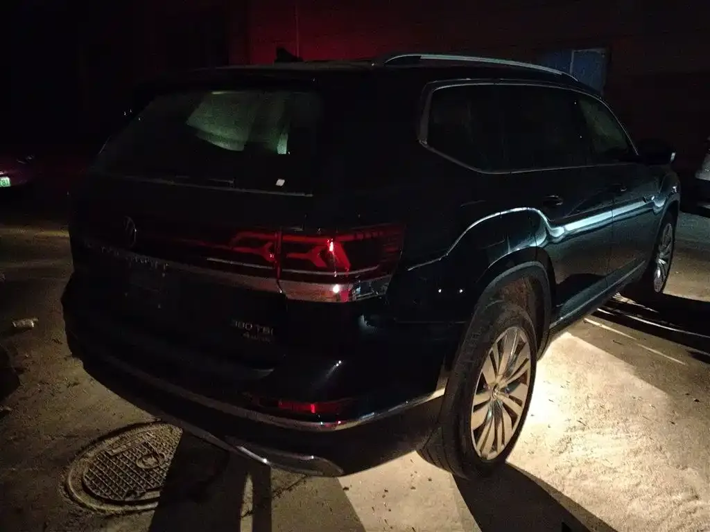 Volkswagen Teramont 2024 из CN, фото 4