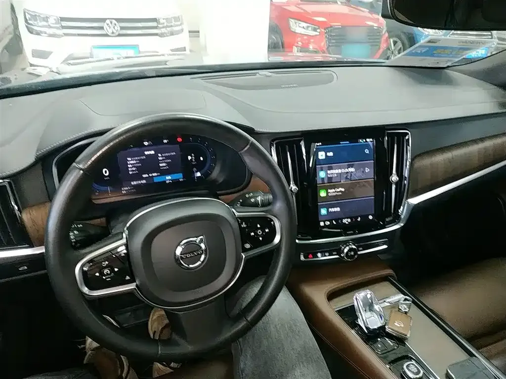 Volvo S90 2024 из CN, фото 6