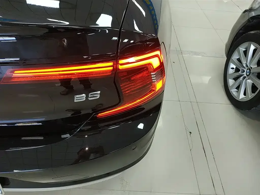 Volvo S90 2024 из CN, фото 2