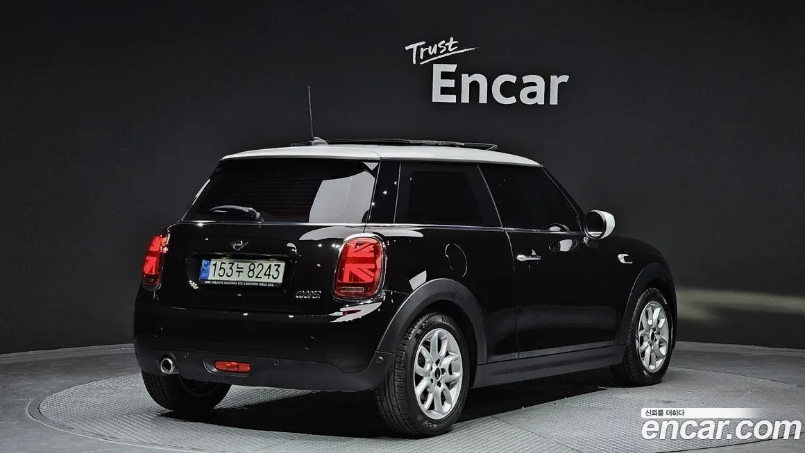 Mini Cooper 2021 из KR, фото 2