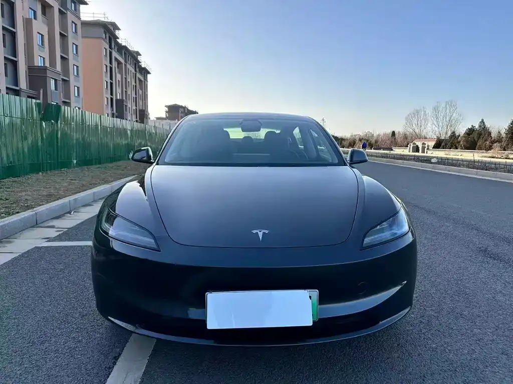 Tesla Model 3 2024 из CN, фото 3
