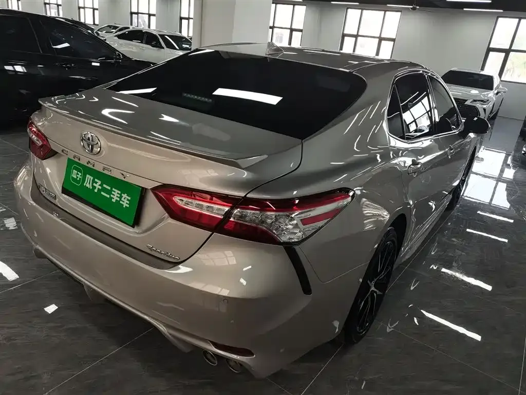 Toyota Camry 2022 из CN, фото 7
