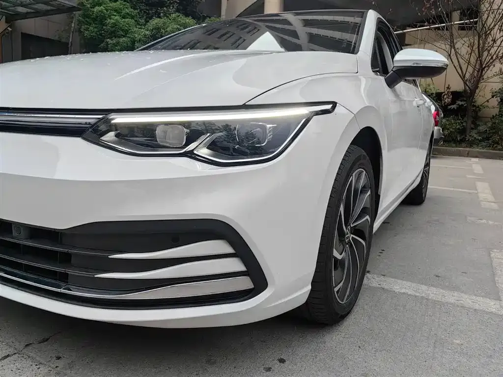 Volkswagen Golf 2022 из CN, фото 7