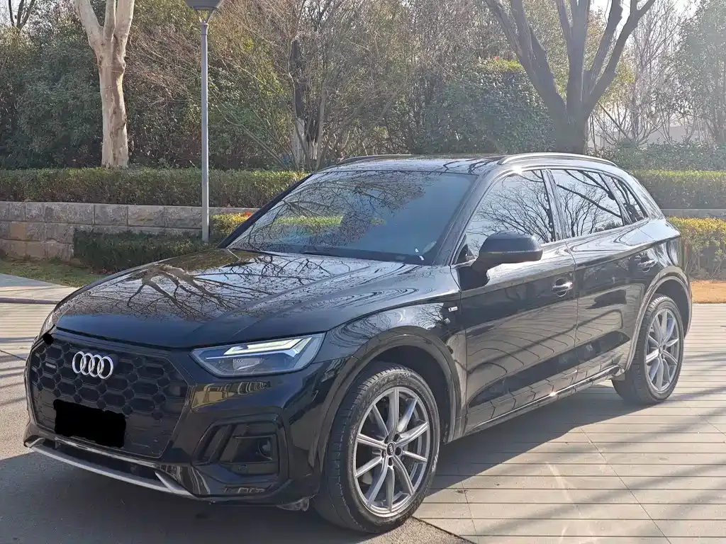 Audi Q5L 2023 из CN, фото 1