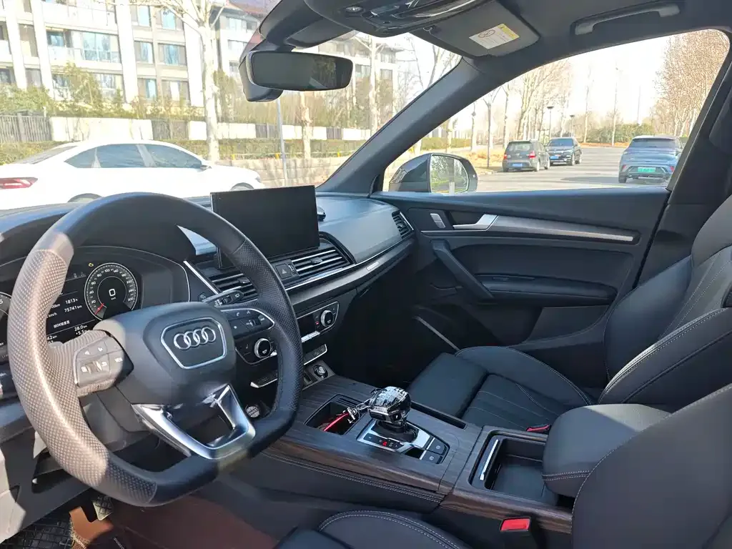 Audi Q5L 2023 из CN, фото 6
