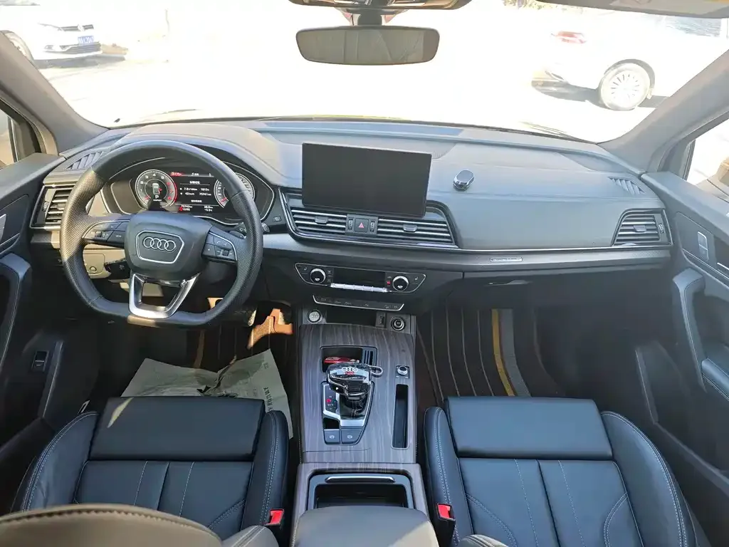 Audi Q5L 2023 из CN, фото 5