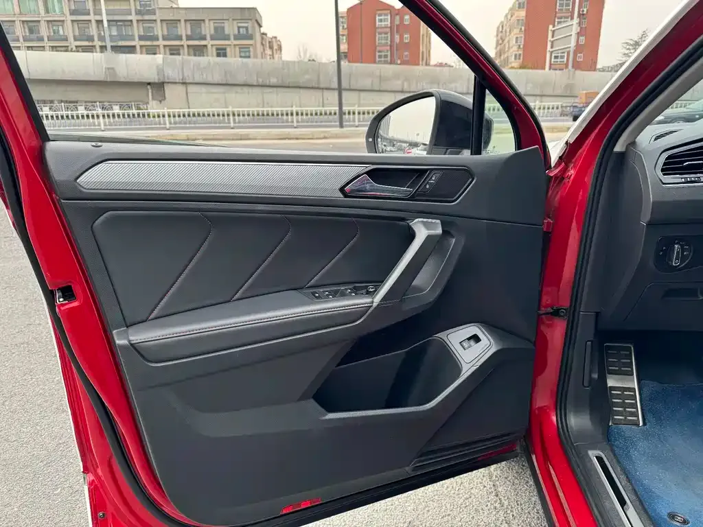 Volkswagen Tiguan X 2021 из CN, фото 8