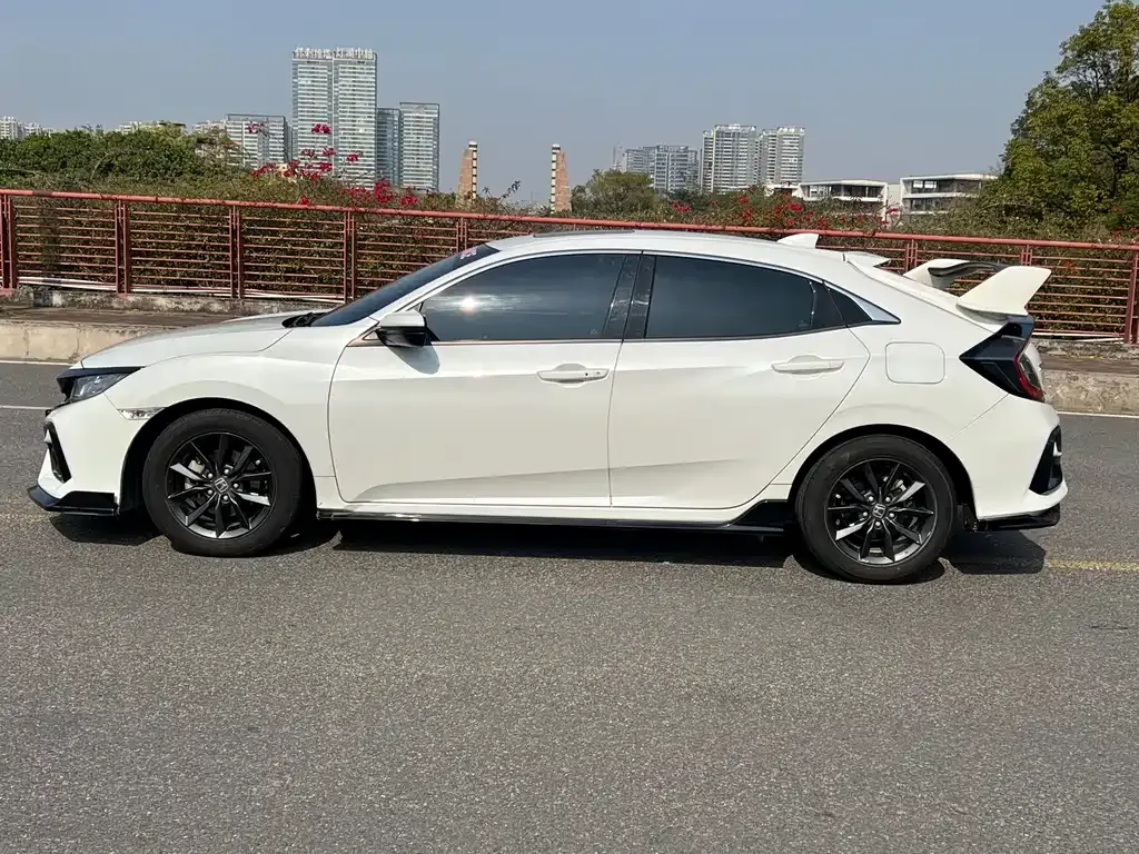Honda Civic 2022 из CN, фото 10