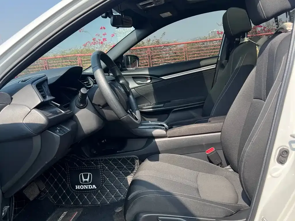 Honda Civic 2022 из CN, фото 8