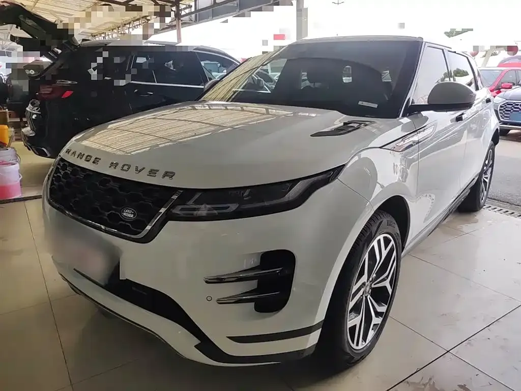 Land Rover Evoque — фото 1